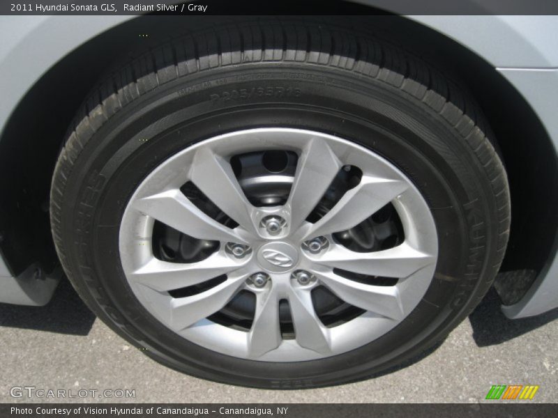 Radiant Silver / Gray 2011 Hyundai Sonata GLS