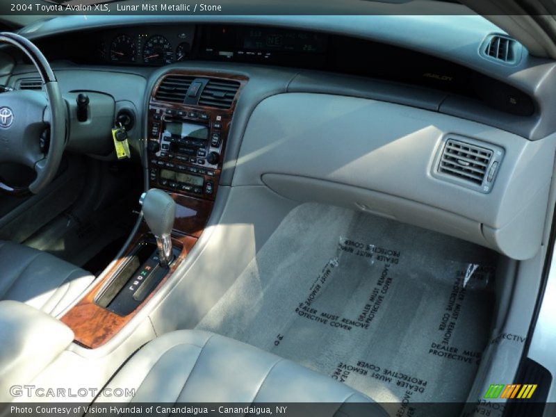 Lunar Mist Metallic / Stone 2004 Toyota Avalon XLS