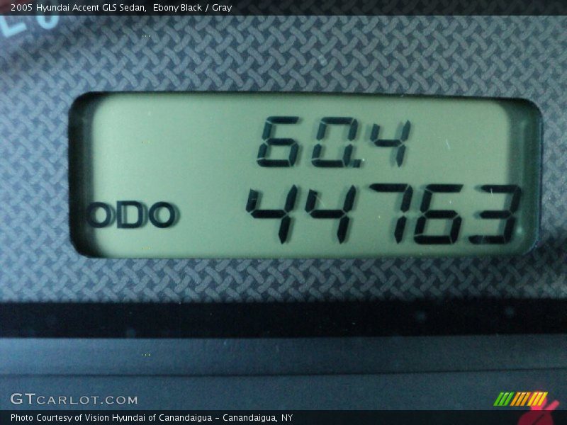 Ebony Black / Gray 2005 Hyundai Accent GLS Sedan