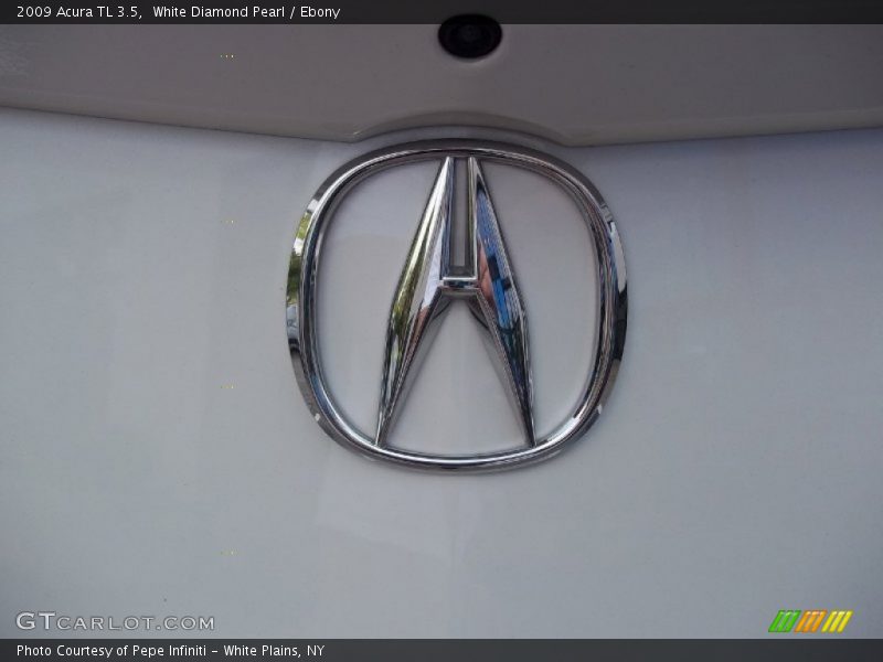 White Diamond Pearl / Ebony 2009 Acura TL 3.5