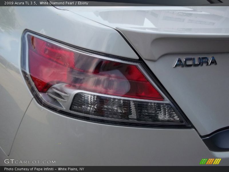 White Diamond Pearl / Ebony 2009 Acura TL 3.5