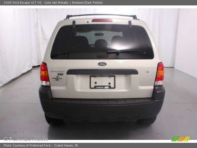 Gold Ash Metallic / Medium/Dark Pebble 2006 Ford Escape XLT V6