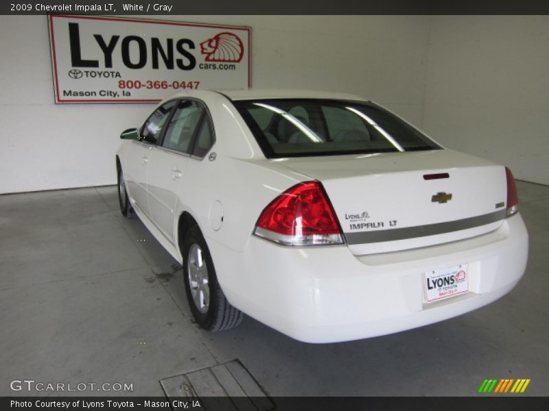 White / Gray 2009 Chevrolet Impala LT