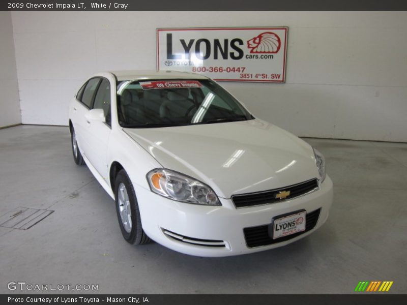 White / Gray 2009 Chevrolet Impala LT