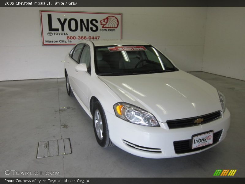 White / Gray 2009 Chevrolet Impala LT