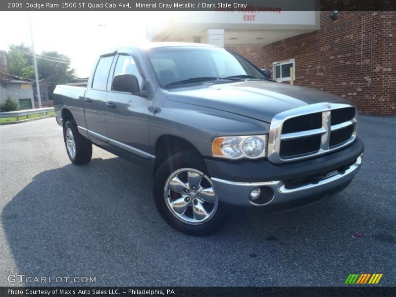 Mineral Gray Metallic / Dark Slate Gray 2005 Dodge Ram 1500 ST Quad Cab 4x4
