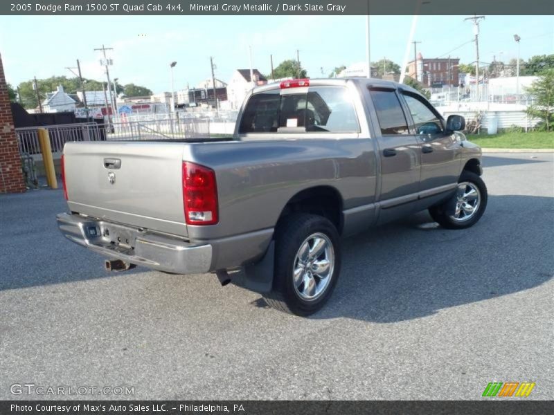 Mineral Gray Metallic / Dark Slate Gray 2005 Dodge Ram 1500 ST Quad Cab 4x4
