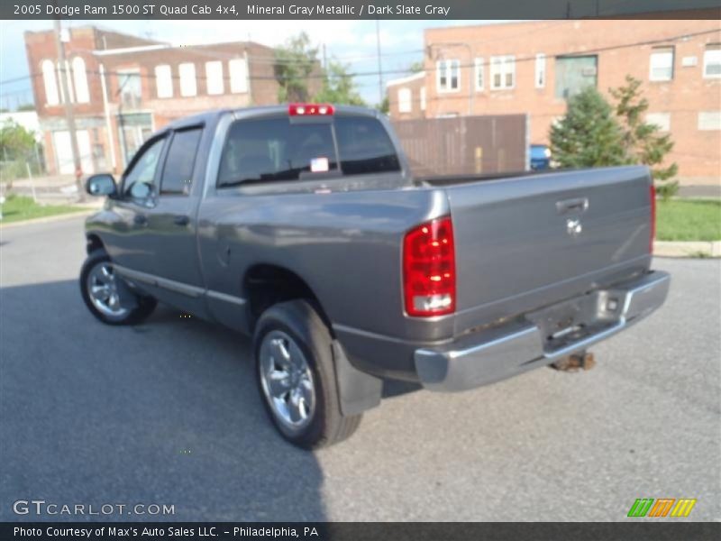 Mineral Gray Metallic / Dark Slate Gray 2005 Dodge Ram 1500 ST Quad Cab 4x4