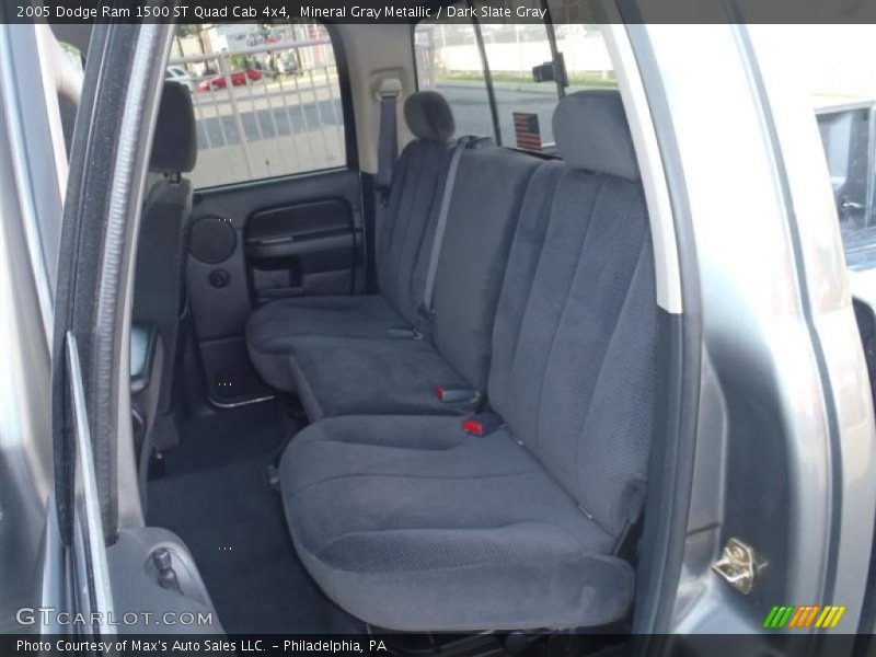 Mineral Gray Metallic / Dark Slate Gray 2005 Dodge Ram 1500 ST Quad Cab 4x4