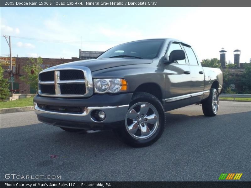 Mineral Gray Metallic / Dark Slate Gray 2005 Dodge Ram 1500 ST Quad Cab 4x4