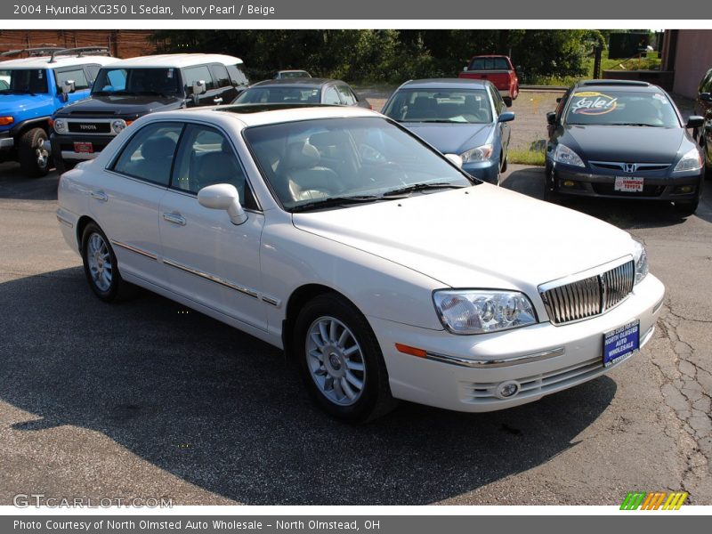 Ivory Pearl / Beige 2004 Hyundai XG350 L Sedan