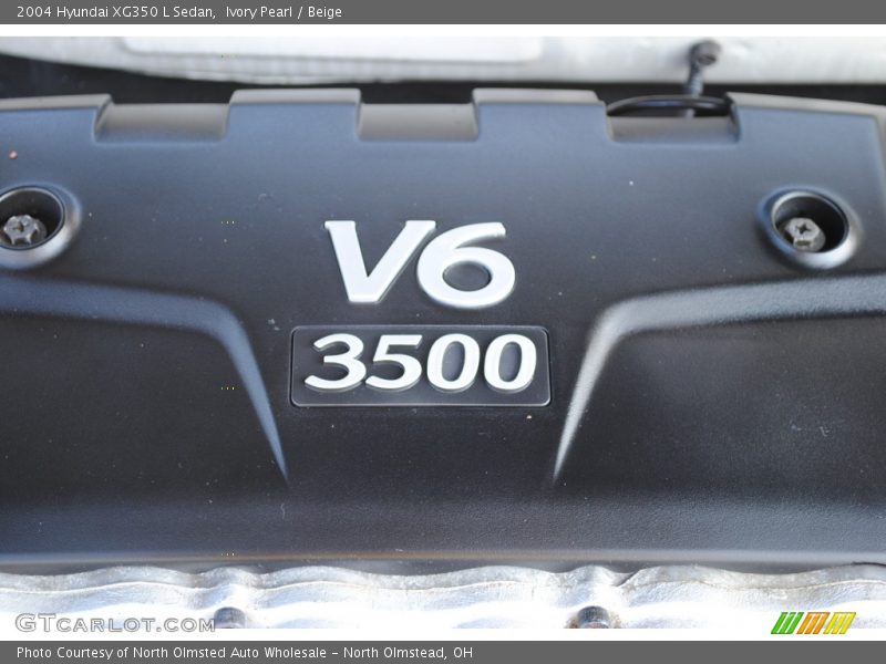 Ivory Pearl / Beige 2004 Hyundai XG350 L Sedan