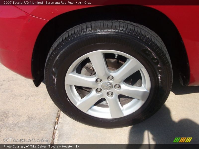  2007 RAV4 Limited Wheel