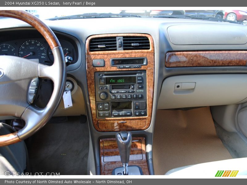 Ivory Pearl / Beige 2004 Hyundai XG350 L Sedan