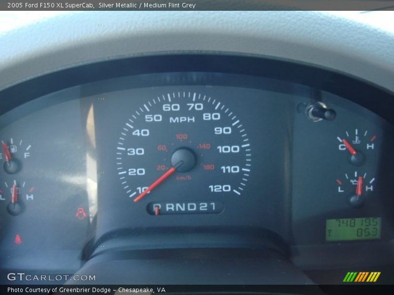 Silver Metallic / Medium Flint Grey 2005 Ford F150 XL SuperCab