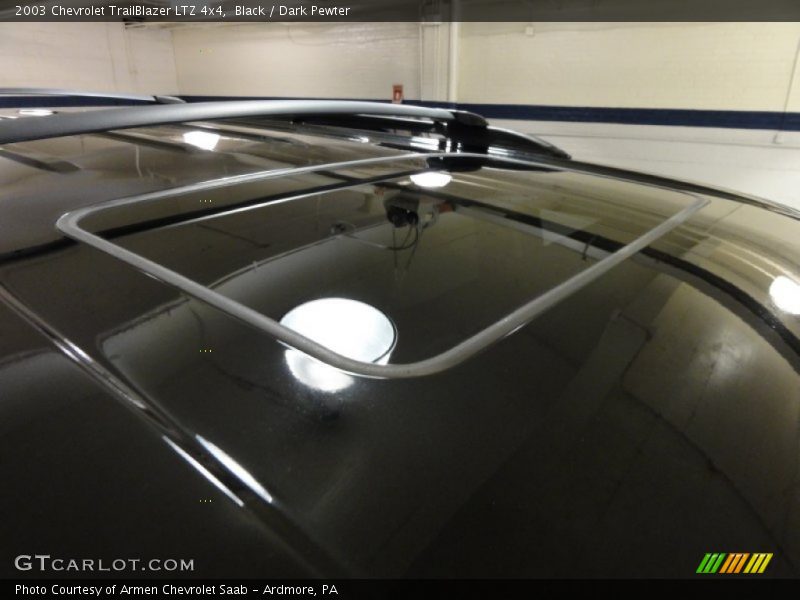 Black / Dark Pewter 2003 Chevrolet TrailBlazer LTZ 4x4