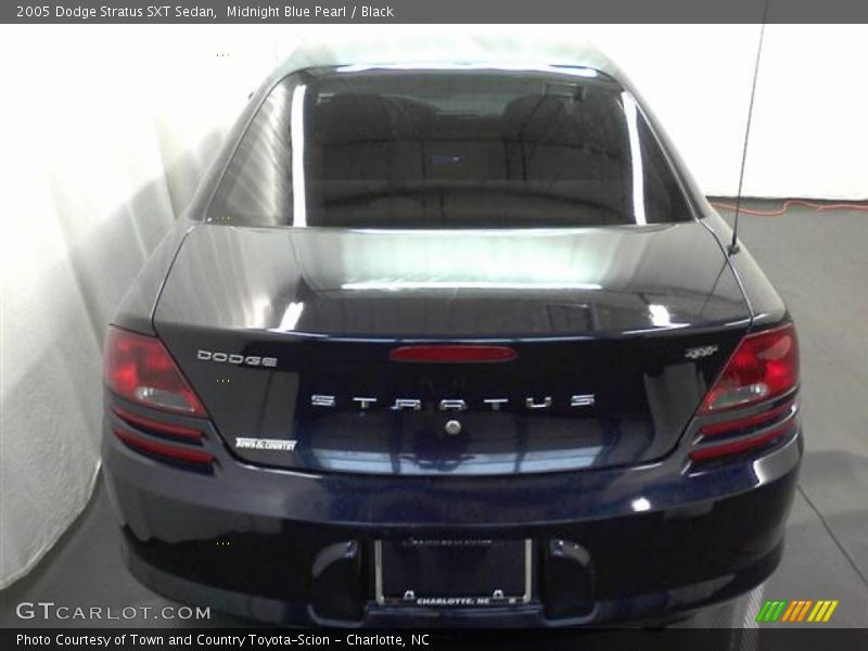 Midnight Blue Pearl / Black 2005 Dodge Stratus SXT Sedan