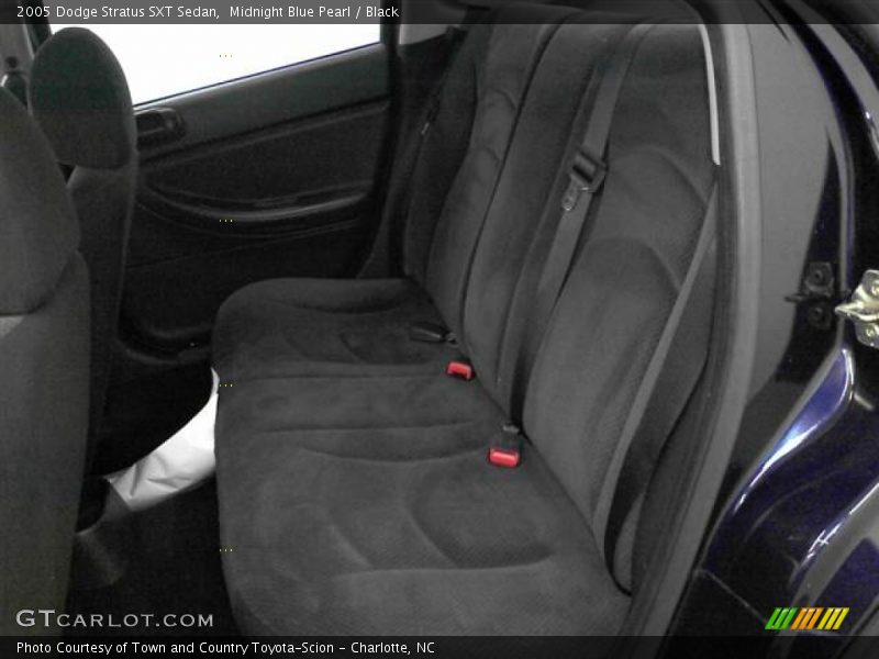 Midnight Blue Pearl / Black 2005 Dodge Stratus SXT Sedan