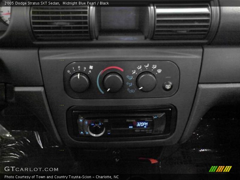 Midnight Blue Pearl / Black 2005 Dodge Stratus SXT Sedan