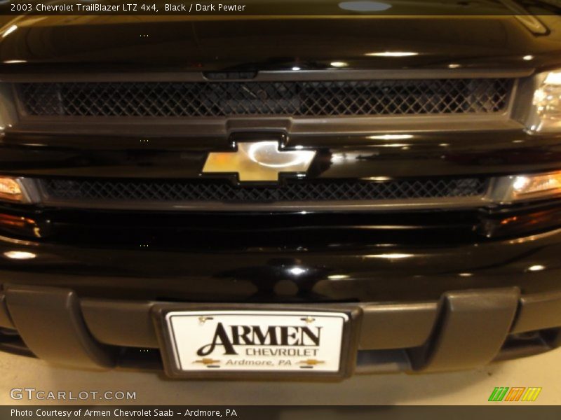Black / Dark Pewter 2003 Chevrolet TrailBlazer LTZ 4x4