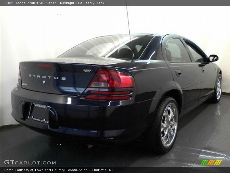 Midnight Blue Pearl / Black 2005 Dodge Stratus SXT Sedan