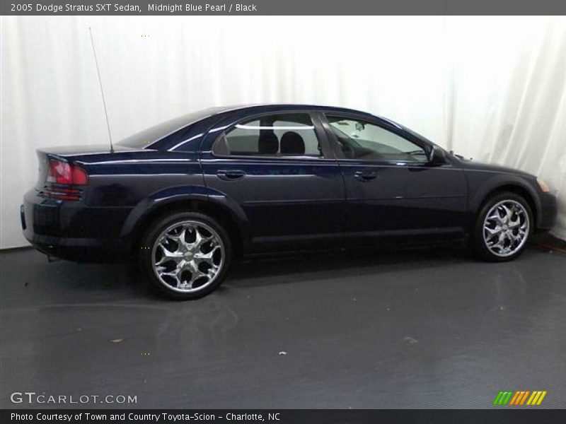 Midnight Blue Pearl / Black 2005 Dodge Stratus SXT Sedan