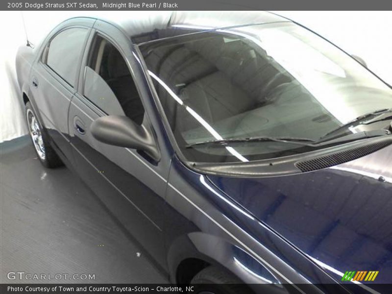 Midnight Blue Pearl / Black 2005 Dodge Stratus SXT Sedan