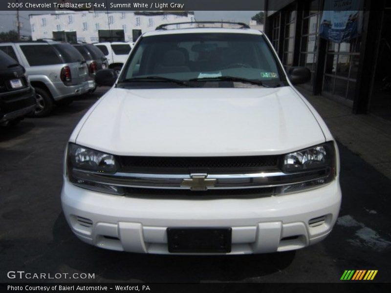 Summit White / Light Gray 2006 Chevrolet TrailBlazer LS 4x4