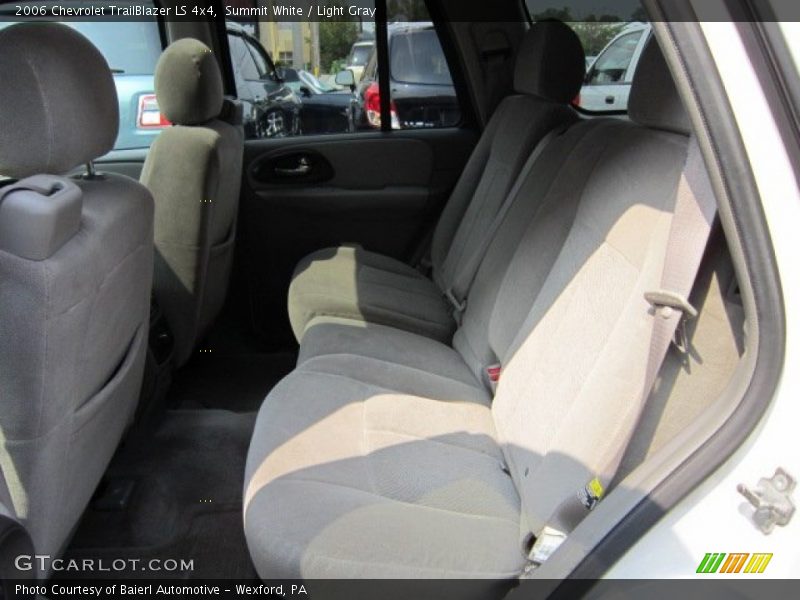 Summit White / Light Gray 2006 Chevrolet TrailBlazer LS 4x4