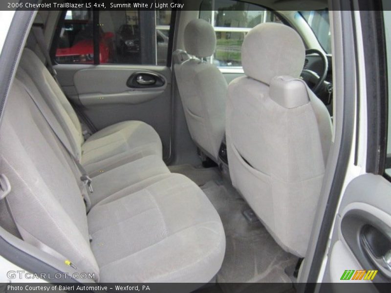 Summit White / Light Gray 2006 Chevrolet TrailBlazer LS 4x4