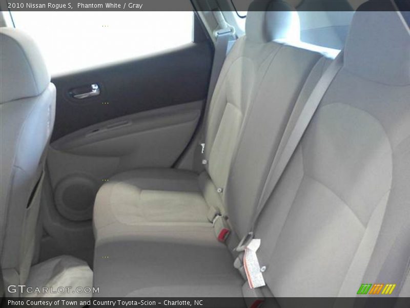 Phantom White / Gray 2010 Nissan Rogue S
