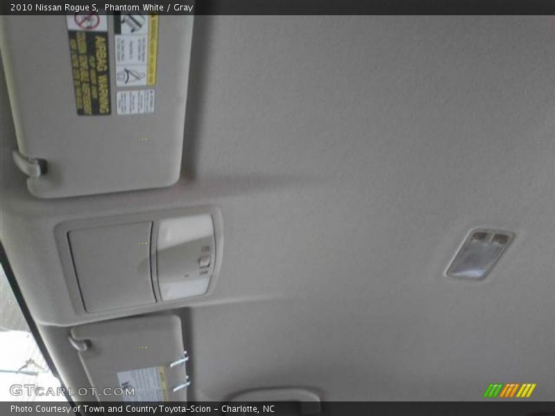 Phantom White / Gray 2010 Nissan Rogue S