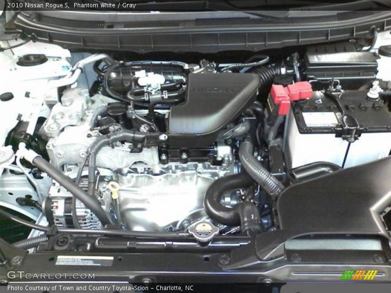 Phantom White / Gray 2010 Nissan Rogue S