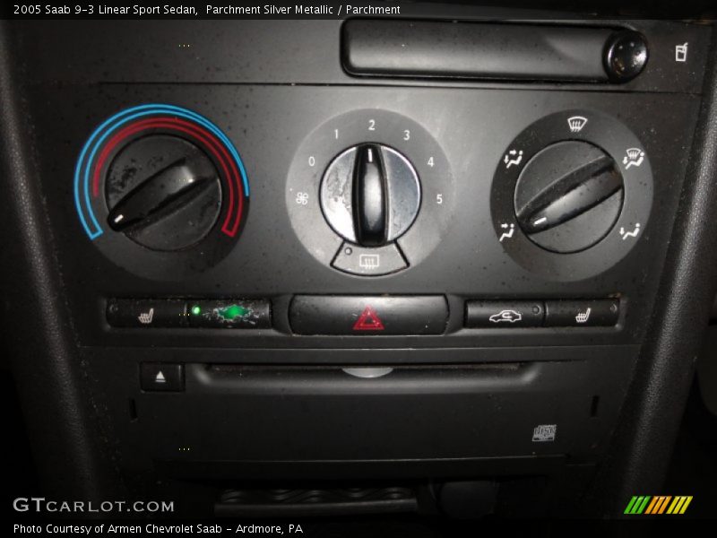 Controls of 2005 9-3 Linear Sport Sedan