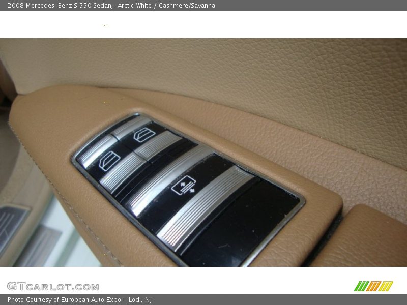 Arctic White / Cashmere/Savanna 2008 Mercedes-Benz S 550 Sedan
