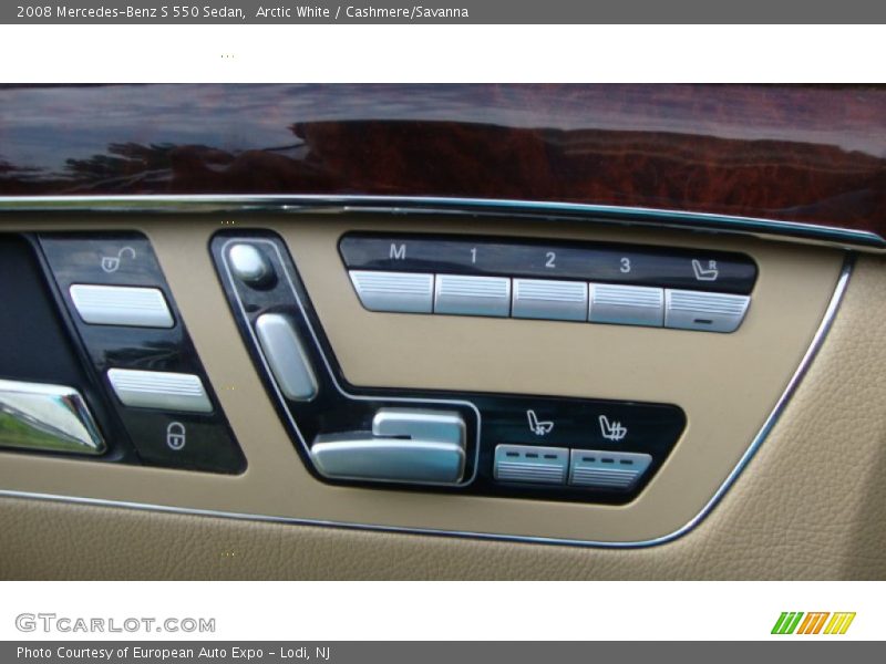 Arctic White / Cashmere/Savanna 2008 Mercedes-Benz S 550 Sedan