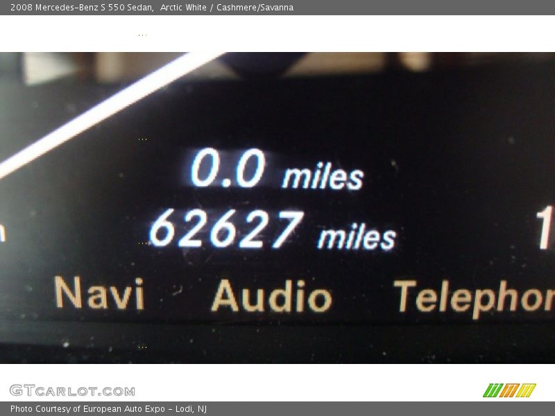 Arctic White / Cashmere/Savanna 2008 Mercedes-Benz S 550 Sedan