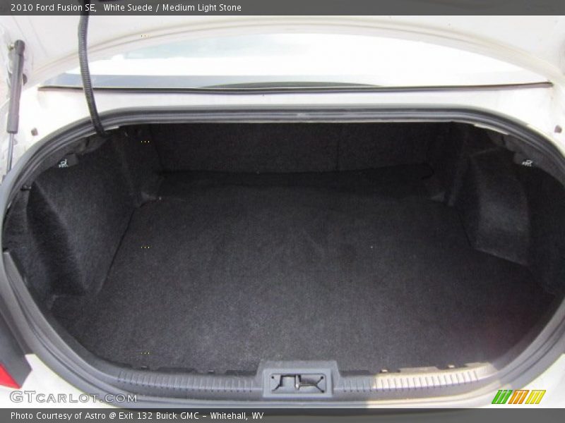 White Suede / Medium Light Stone 2010 Ford Fusion SE