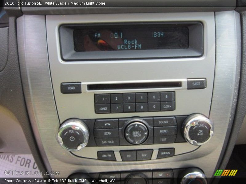 White Suede / Medium Light Stone 2010 Ford Fusion SE