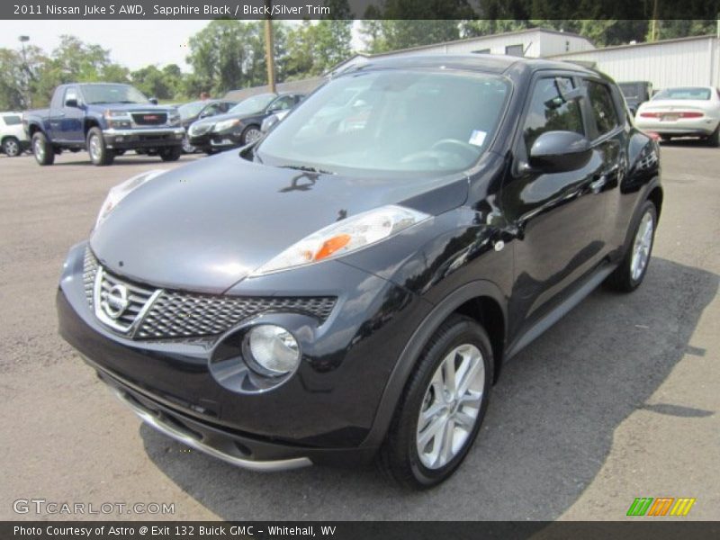 Sapphire Black / Black/Silver Trim 2011 Nissan Juke S AWD