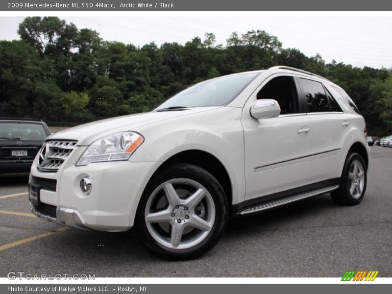 Arctic White / Black 2009 Mercedes-Benz ML 550 4Matic