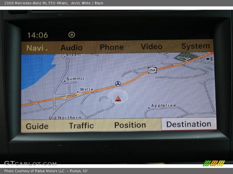Arctic White / Black 2009 Mercedes-Benz ML 550 4Matic