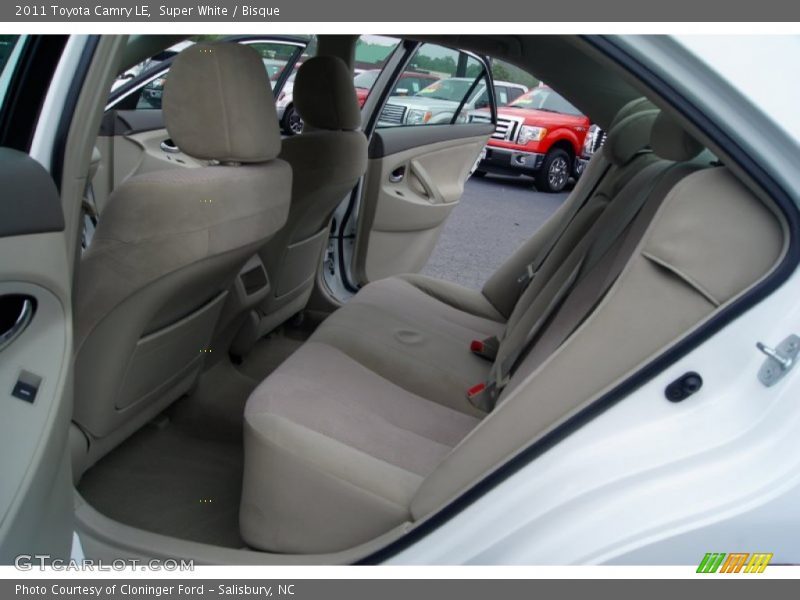 Super White / Bisque 2011 Toyota Camry LE