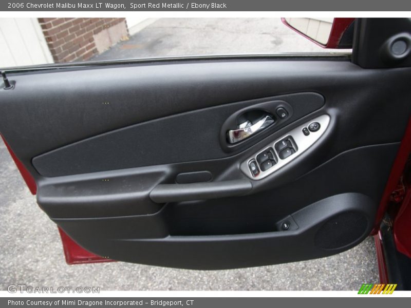 Door Panel of 2006 Malibu Maxx LT Wagon