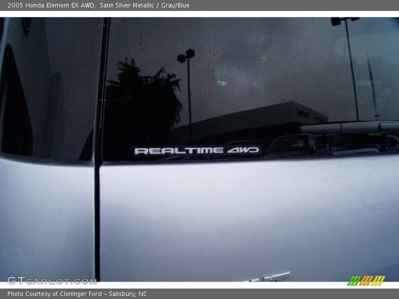 Satin Silver Metallic / Gray/Blue 2005 Honda Element EX AWD