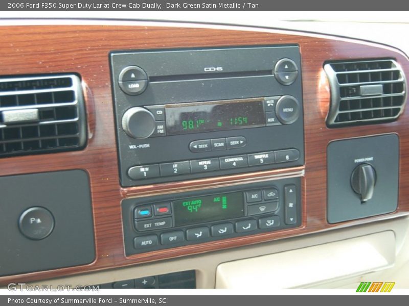 Controls of 2006 F350 Super Duty Lariat Crew Cab Dually