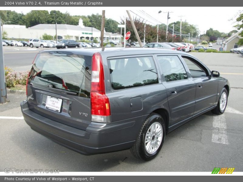Titanium Gray Metallic / Graphite 2004 Volvo V70 2.4