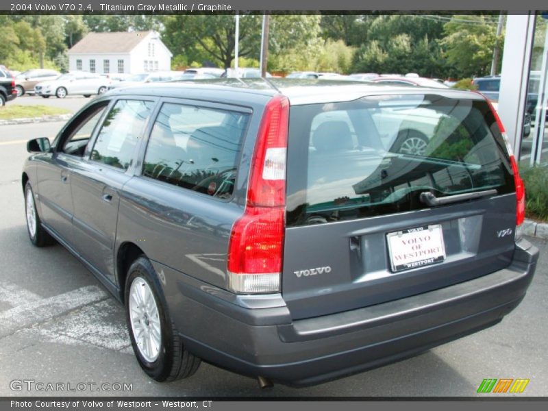 Titanium Gray Metallic / Graphite 2004 Volvo V70 2.4