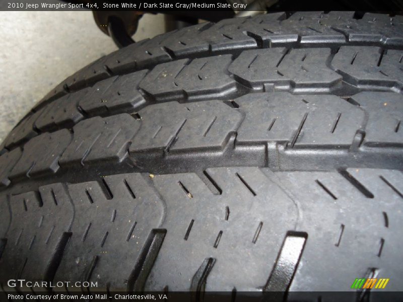 Stone White / Dark Slate Gray/Medium Slate Gray 2010 Jeep Wrangler Sport 4x4