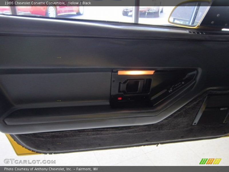 Yellow / Black 1986 Chevrolet Corvette Convertible
